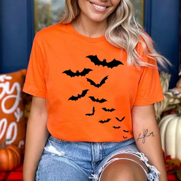 Women's Vintage Halloween Cute Bat Short Sleeve Crew Neck T-Shirt